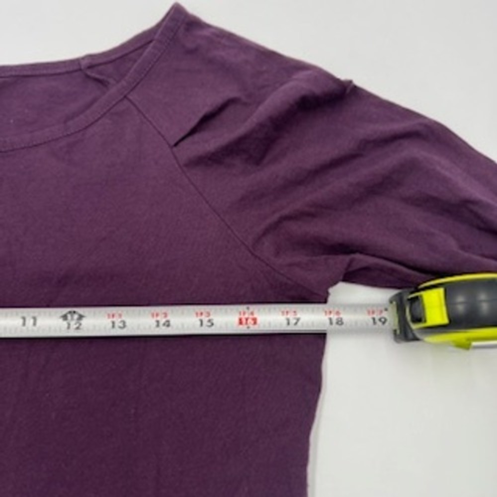 Fabletics Womens Purple Long Sleeve Pleated Shoulder Scoop Neck Top Large L - Picture 2 of 10